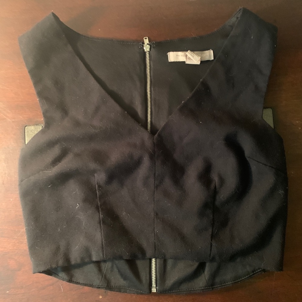 F21 Black Crop V Neck Top ZIP Back - Picture 7 of 11
